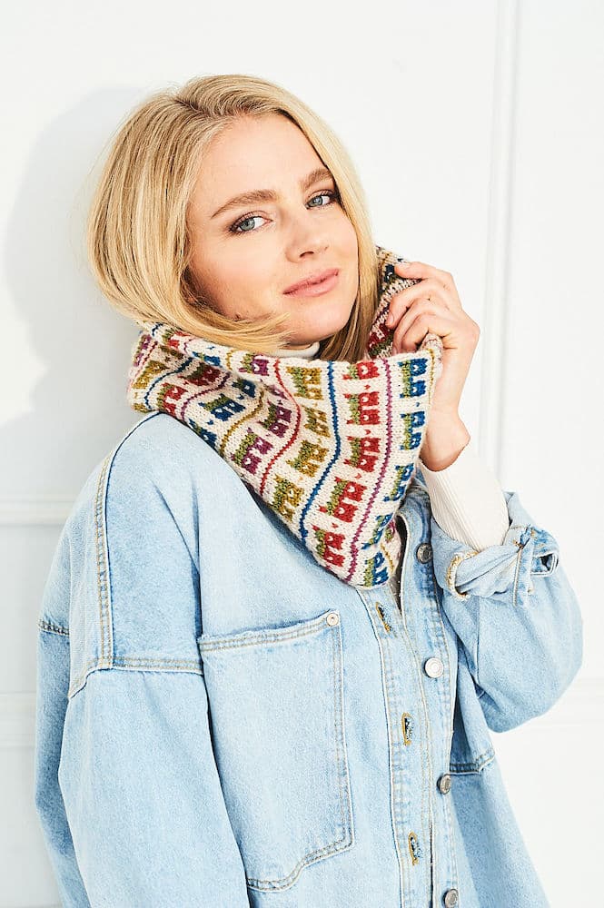 Stylecraft The Wee Houses MAL by Blogstar Julia Marsh - The Wee Houses Cowl